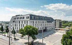 ARCOTEL HafenCity - am Neustädter Elbufer